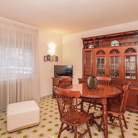 דירה Two-bedroom In -cn- Boves